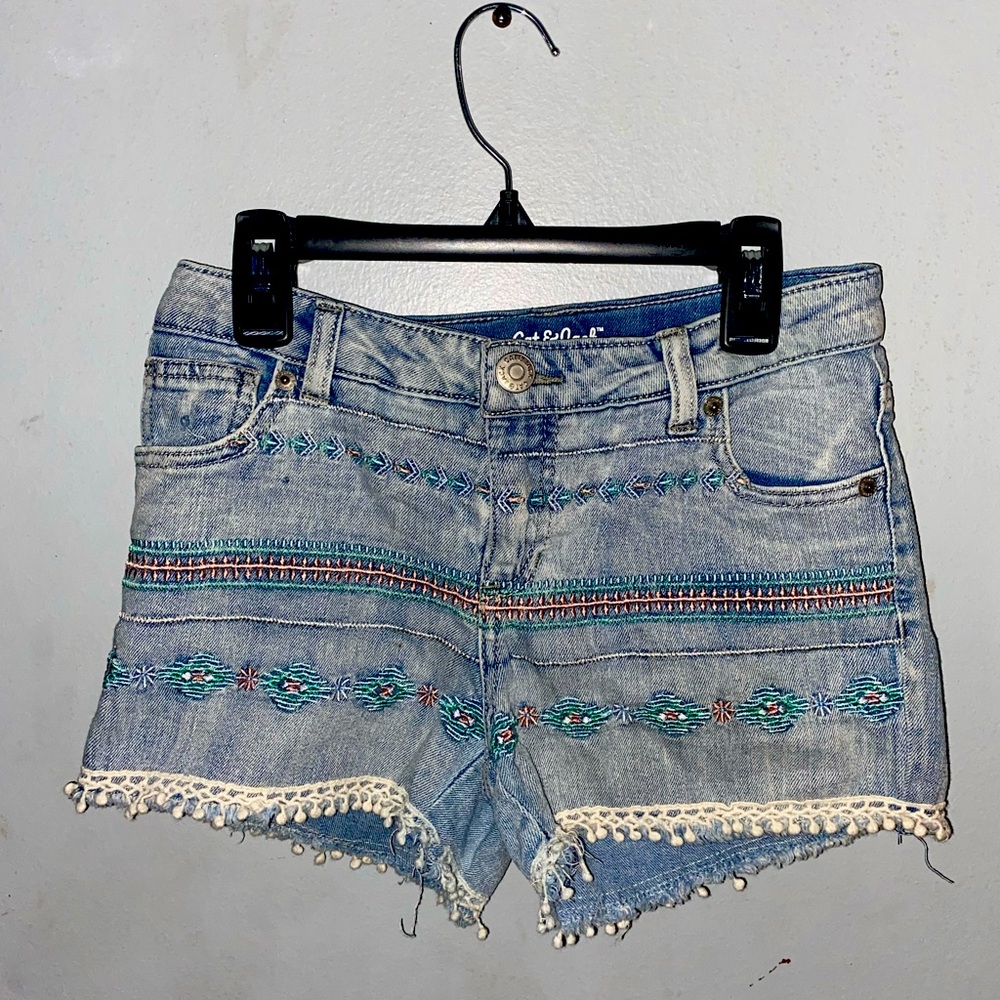Cat & Jack Girls Embroidered Shorts